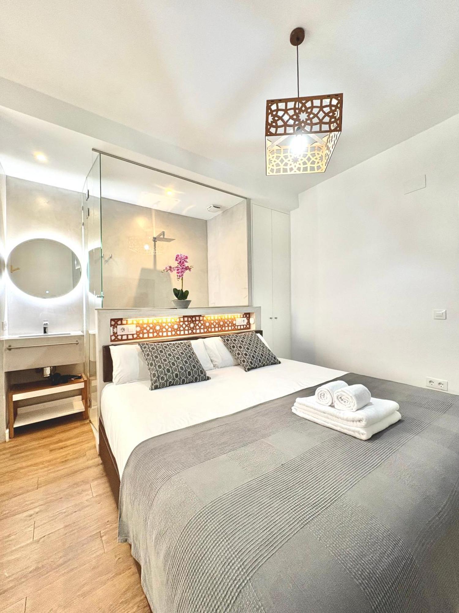 Unique House - Private Spa&Pool -StayinSevilla Kültér fotó