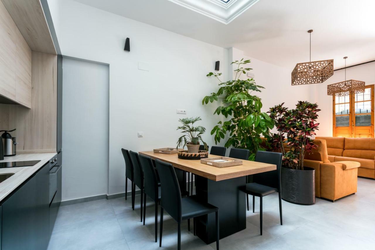 Unique House - Private Spa&Pool -StayinSevilla Kültér fotó