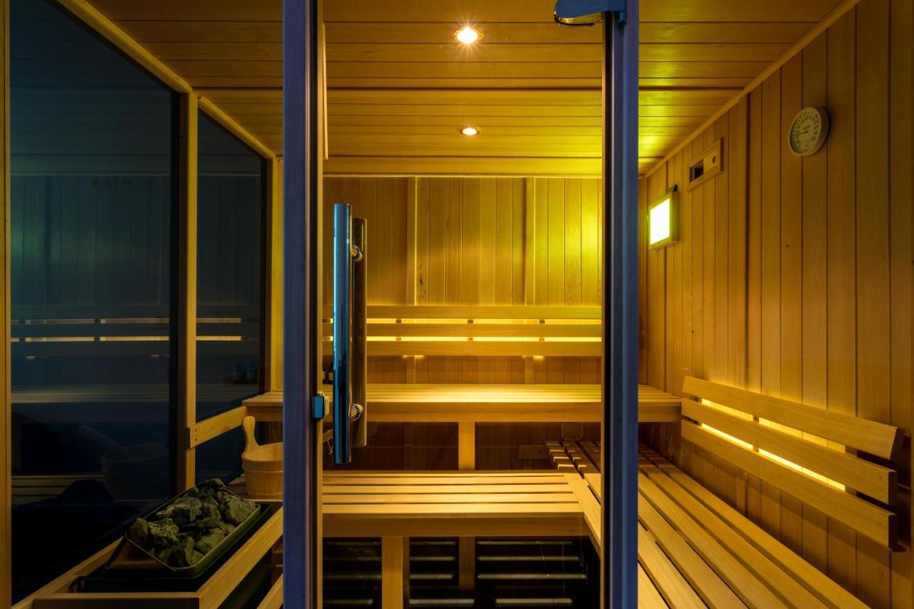 Unique House - Private Spa&Pool -StayinSevilla Kültér fotó